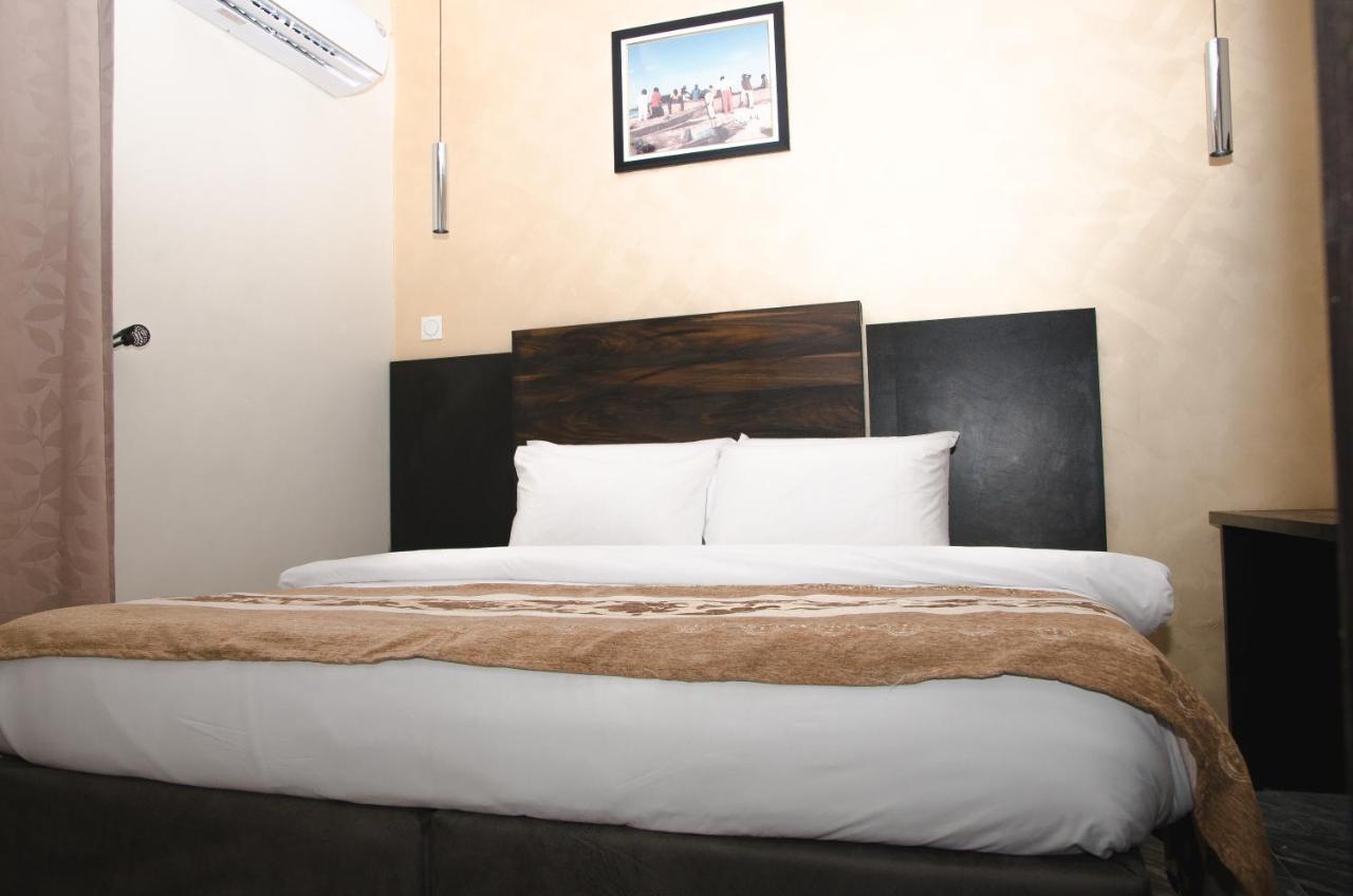 Residency Hotel Lekki Lagos Esterno foto