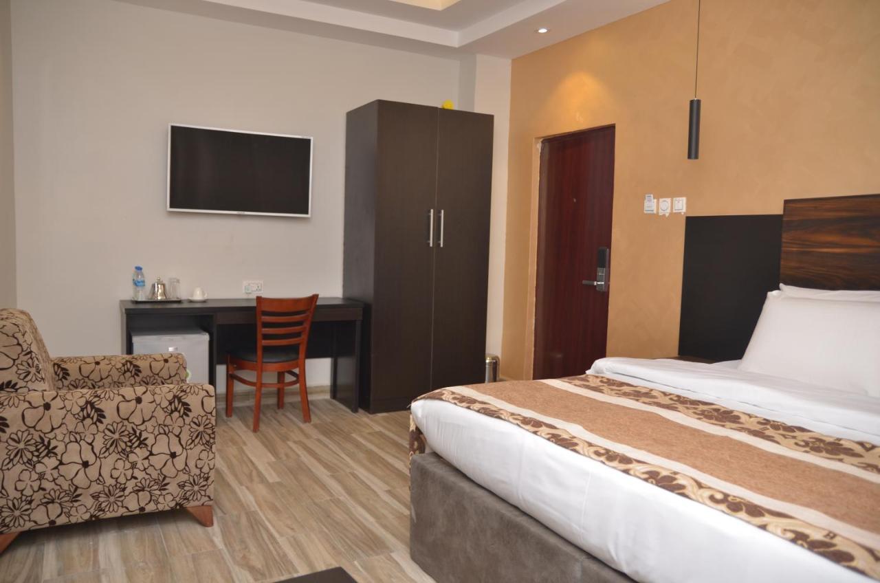 Residency Hotel Lekki Lagos Esterno foto